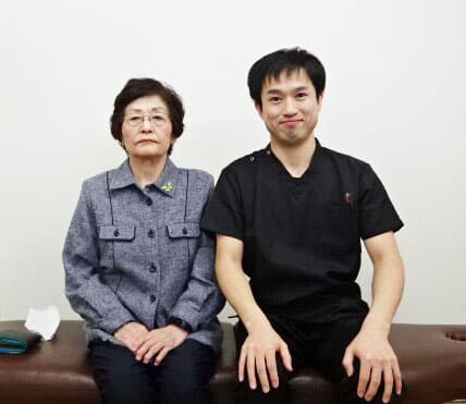 梶 冨佐子様と院長のツーショット