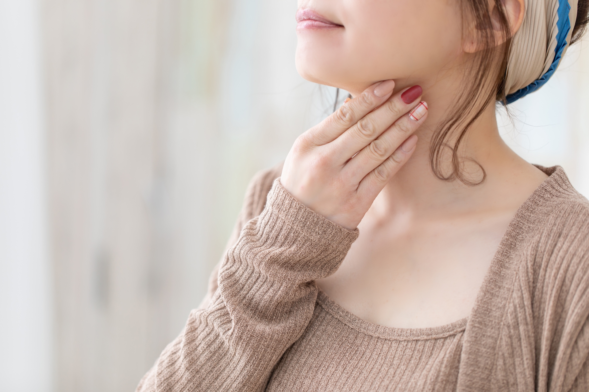 慢性上咽頭炎・後鼻漏（こうびろう）｜のどの奥のイガイガと痰を分子栄養学で整える