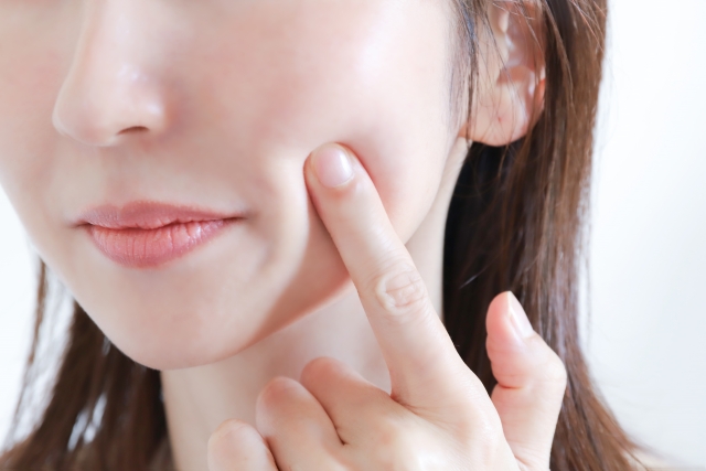 毛穴の開き・黒ずみ・たるみ毛穴｜化粧品で隠れない毛穴を皮脂・コラーゲン・糖化から整える分子栄養学