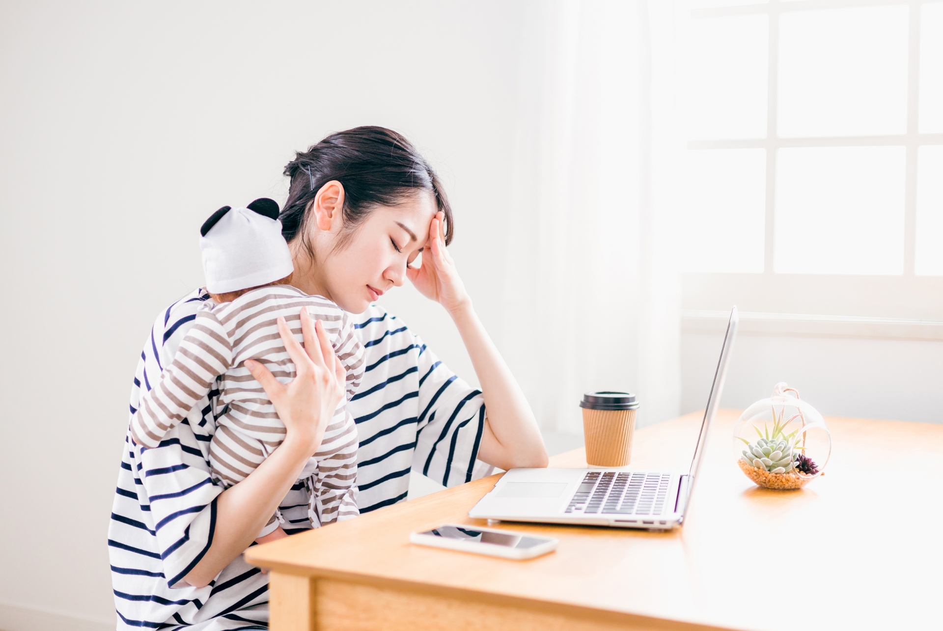 産後うつ・産後疲労が治まらない本当の理由。「頑張れない自分を責めないで」——鉄・DHA・亜鉛・マグネシウムの分子栄養学